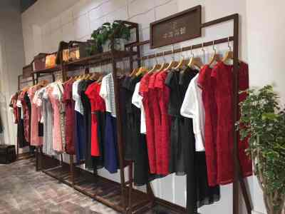 杭州阿爾巴卡品牌貨源尾貨批發(fā)精品庫(kù)存女裝折扣供應(yīng)